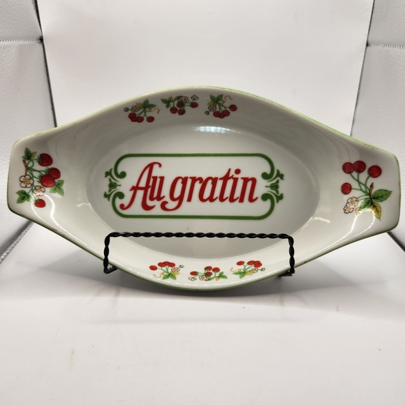 Vintage Cherries & Strawberries AuGratin Earthenware Oven to Table Baking Dish - Picture 1 of 7